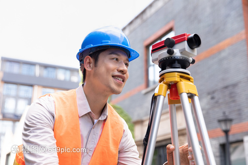 匠心筑梦 户外工程测量的精准艺术